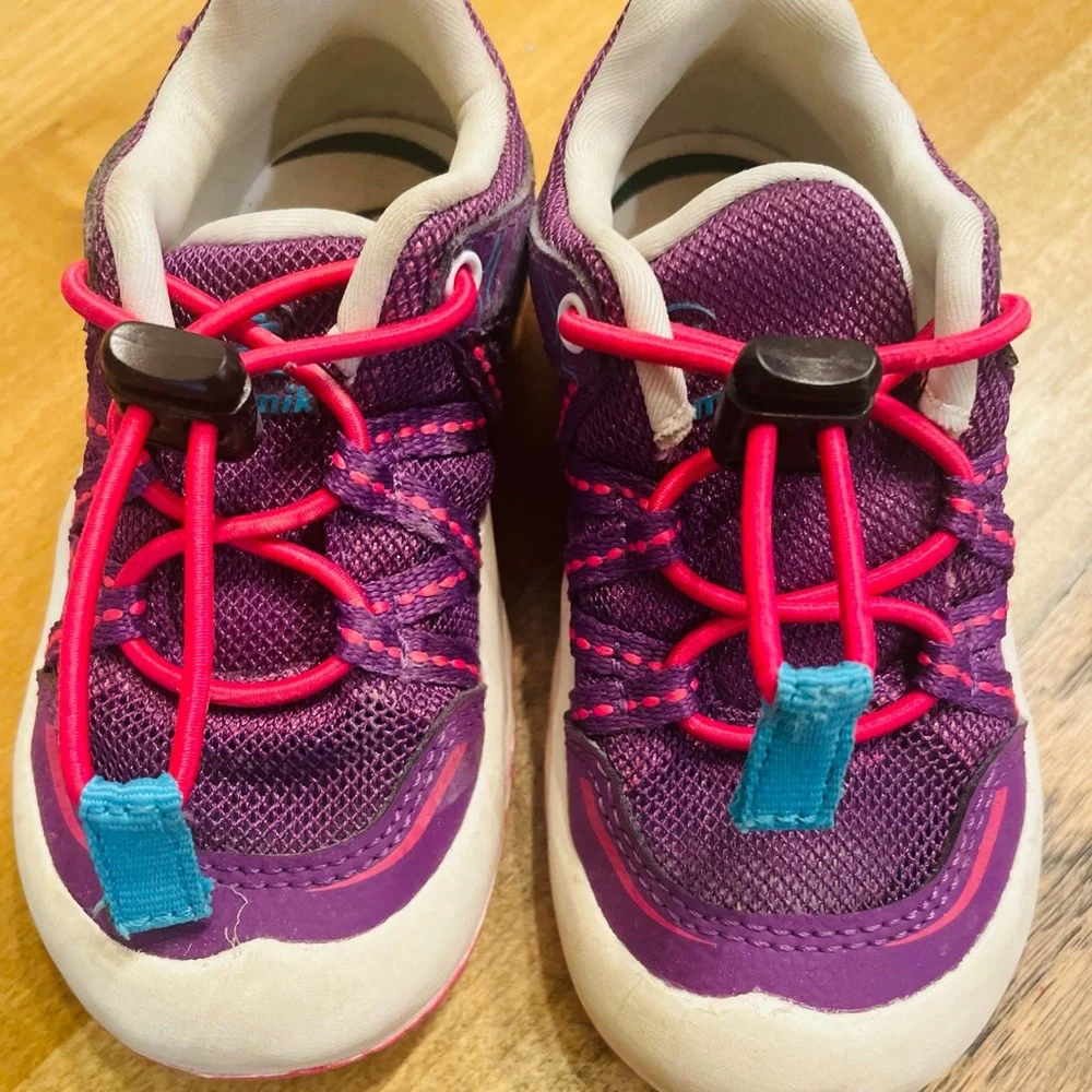 Kamik Shoe (Scout) - Picture 1 of 3